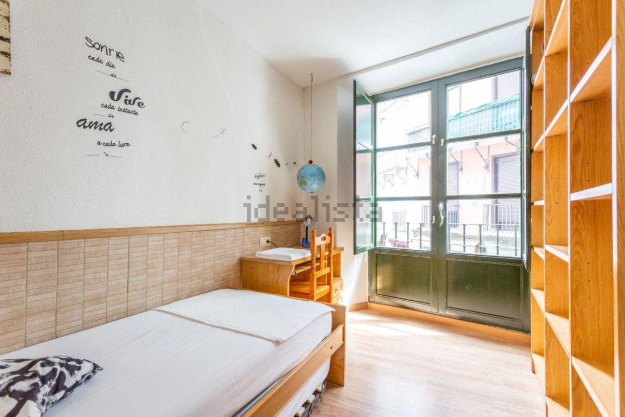 Trampantojo Apartamento En El Corazon De Pamplona Apartment Exterior photo