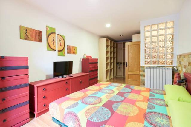 Trampantojo Apartamento En El Corazon De Pamplona Apartment Exterior photo